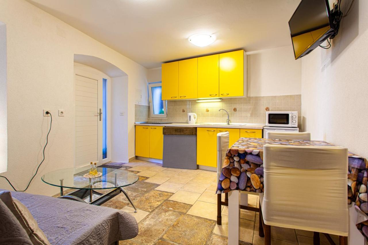 Room M Đảo Đảo Cres Ngoại thất bức ảnh